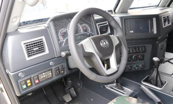 도로 군용 차량 6 남자 돌격 차량 4x4 떨어져 방탄 차체 관례
