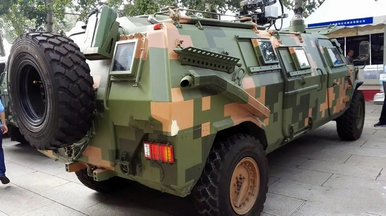 도로 군 방탄 폭행 차량 10 좌석 200hp 4x4 떨어져 DONGFENG CSK141