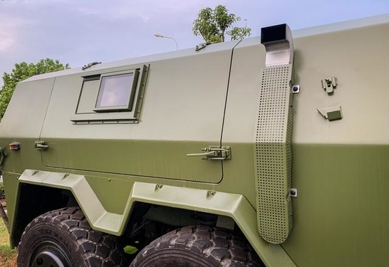 중국은 도로 군용 차량 6x6 300hp 전장 장비에서 방탄 관례를 방어합니다