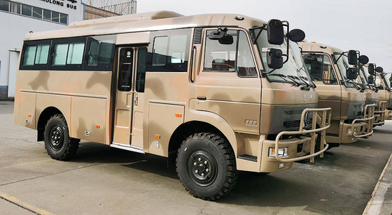 도로 버스 6.7m 시체 수동 변속에서 떨어져 있는 동풍 오프로드 차량 4x4 6x6