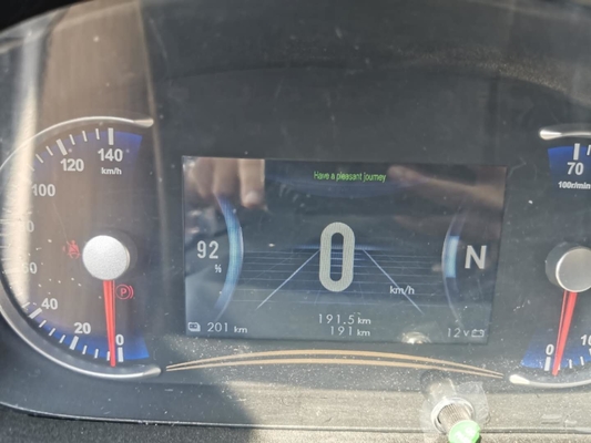 Dongfeng EEC 새로운 에너지 전기 트럭 2 좌석 66.8kwh 배터리 R15 타이어