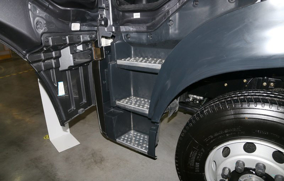 CNG 동풍 트레일러 트럭 머리 460HP 500HP 12 기어 수동 변속