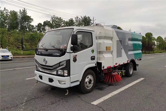 디젤 엔진 자치 도시 위생 트럭 4x2 130 HP 차축 거리 3300 밀리미터 환경 미화원 트럭