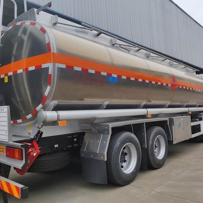 동풍 디젤 엔진차 트랜스포트 트럭 8x4 27 cbm 400 HP GVW 32000KG