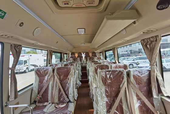 2 4 5 6유로 디젤 엔진 코치 통근 버스 154 HP 4400 밀리미터 수동 변속