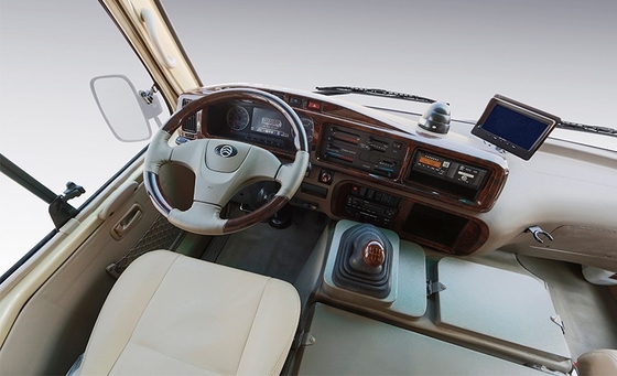 LHD 디젤 엔진 밑받침 버스 7m 142 HP 전비 중량 4300 킬로그램