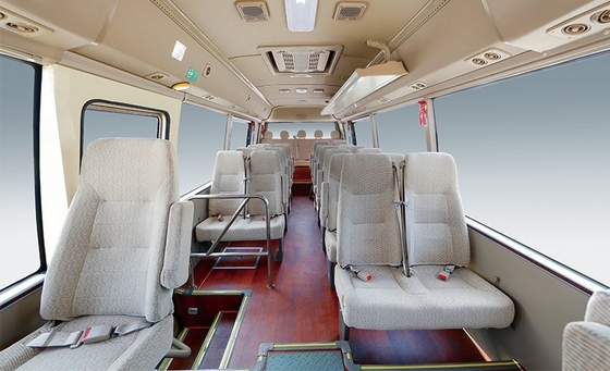 LHD 디젤 엔진 밑받침 버스 7m 142 HP 전비 중량 4300 킬로그램