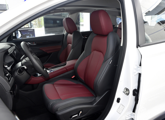 가솔린 4 문 SUV 픽업 190HP 열쇠가 없는 시동 시스템 7AT 1.5T 전력 5 석